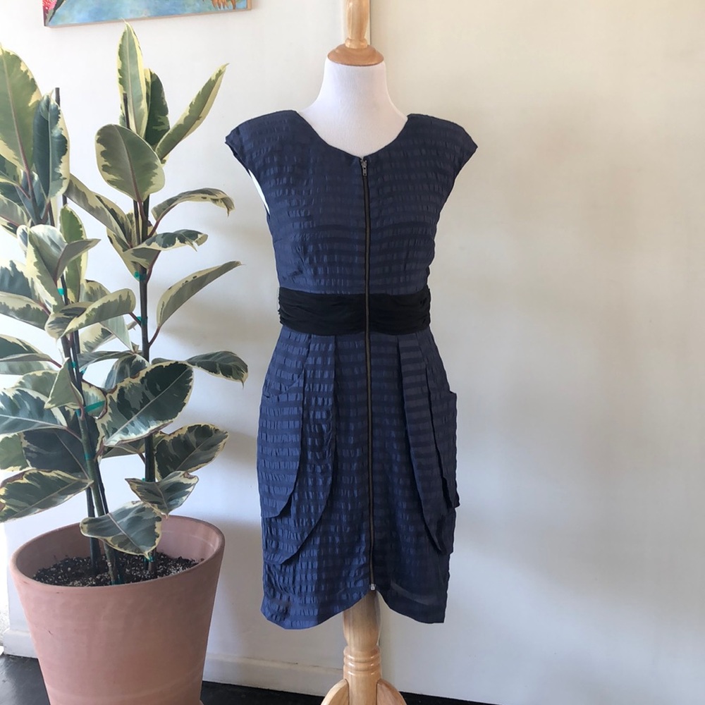 Navy Blue Silk dress with pockets 6P